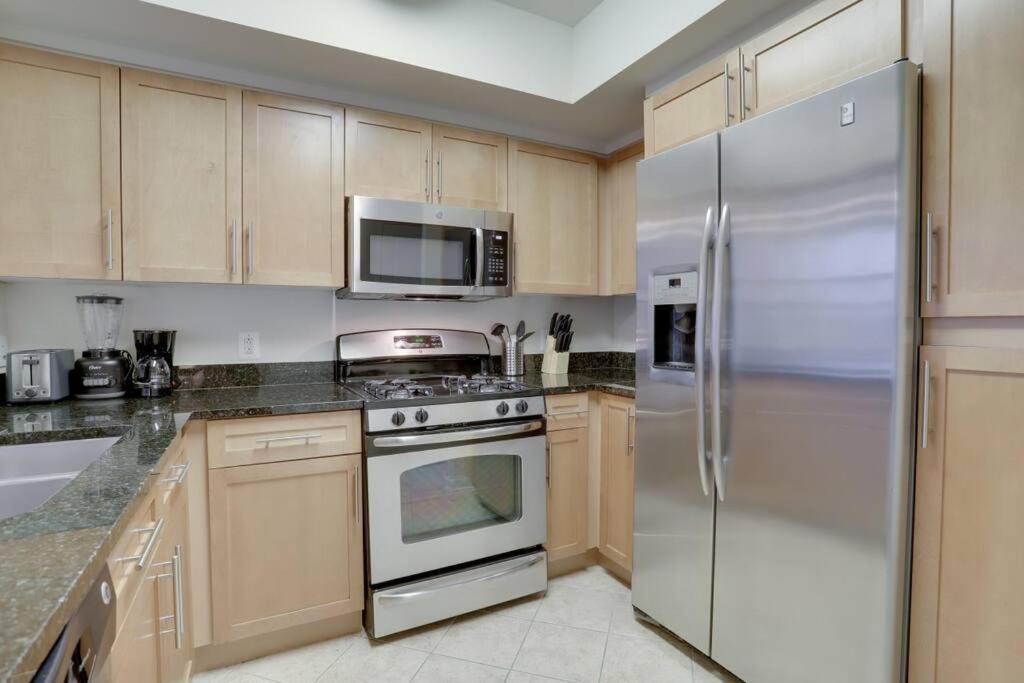 Prime Location Retreat Close To Dc And Metro Арлингтон Экстерьер фото