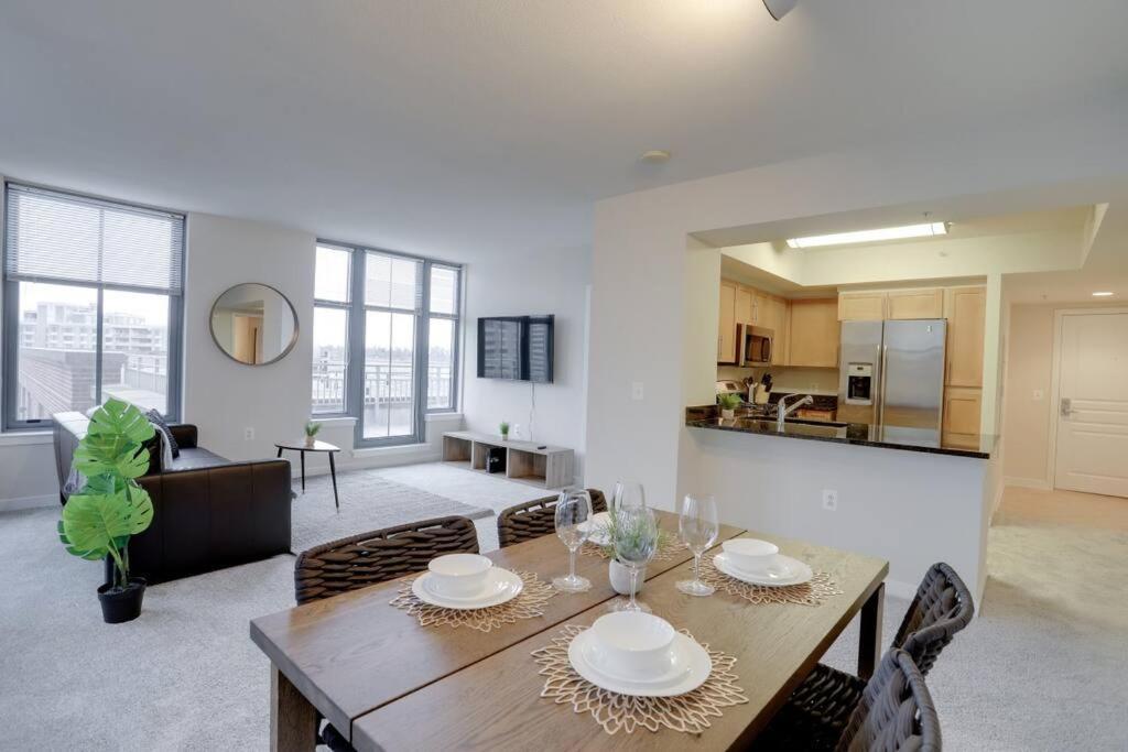Prime Location Retreat Close To Dc And Metro Арлингтон Экстерьер фото