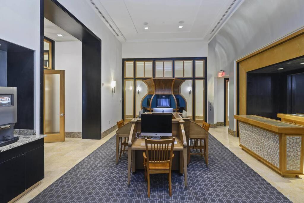 Prime Location Retreat Close To Dc And Metro Арлингтон Экстерьер фото